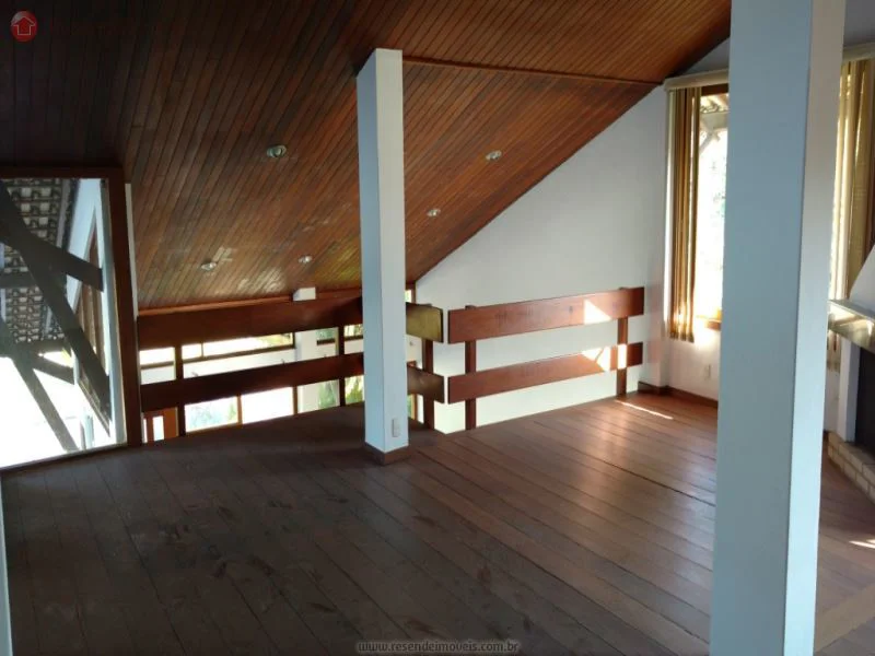 Foto 10 de 28 - Casa para aluguel em Jardim Brasília